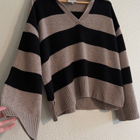 Reformation Sawyer Oversized Cashmere Polo Sweater - Picture 9 of 11